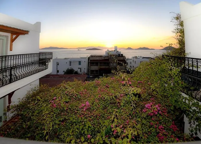 West Coast Boutique