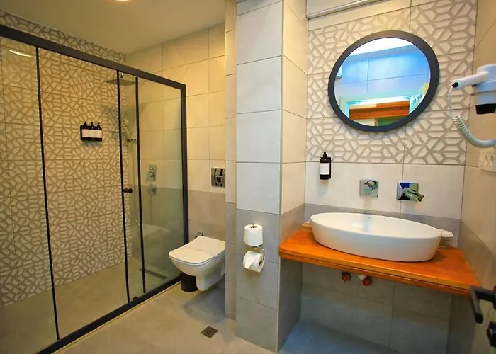 Отель West Coast Boutique *