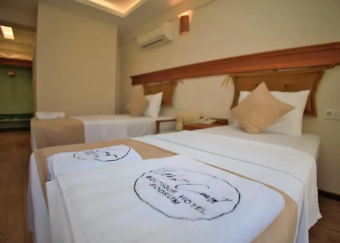 Отель West Coast Boutique *