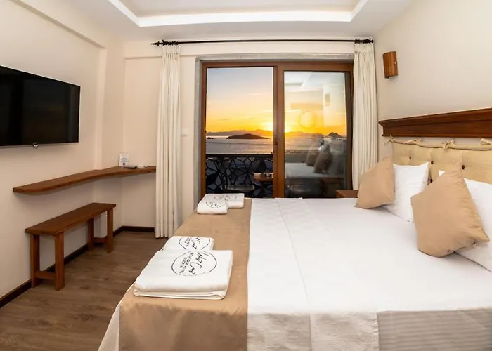 West Coast Boutique Отель