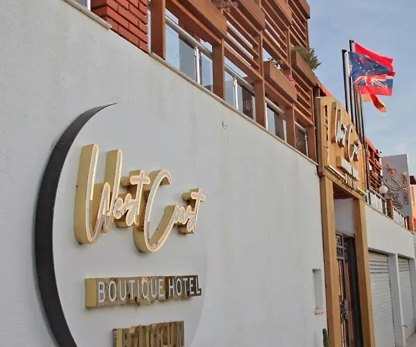 West Coast Boutique Отель *