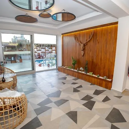 West Coast Boutique *