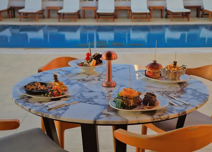 West Coast Boutique Hotel