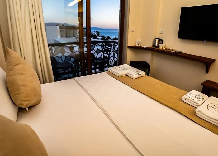 West Coast Boutique *