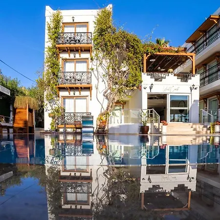 West Coast Boutique 酒店 *